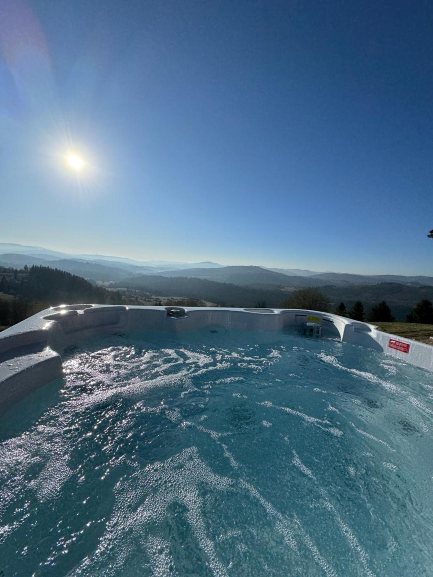 Montini - Wybrane Domki Z Jacuzzi Koniaków Exteriör bild